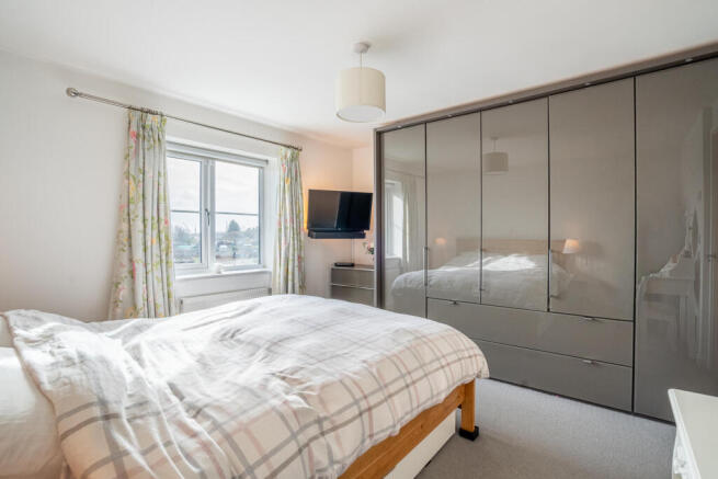 2 bed Semi-Detached for sale Image 9