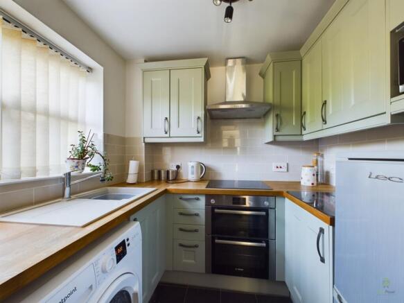 Presented by Nicoleta at EweMove Bexleyheath and D