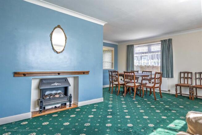 2 bed Detached Bungalow for sale Image 4