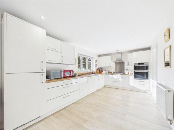 Marryat Way, Bransgore, Christchurch, Dorset, BH23 photo 4