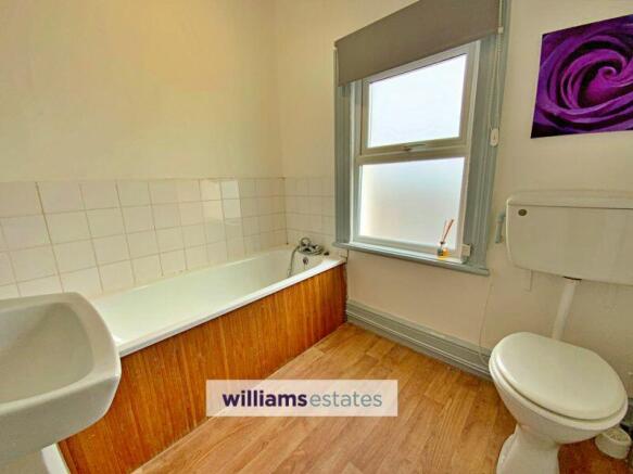 flat - bathroom 