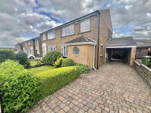 Bramleys Estate Agents - Mount Avenue - Outlane (1