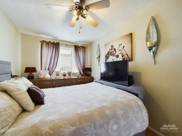 Bedroom 1(b)