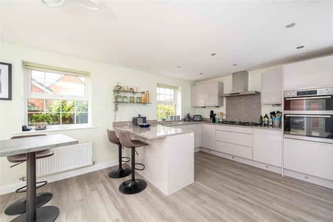 Kitchen/Breakfast