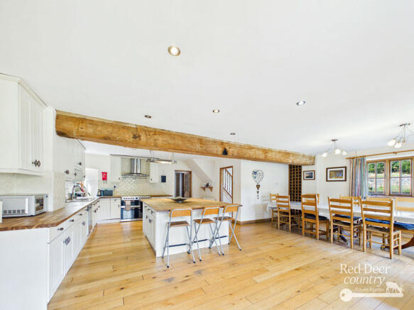 Kitchen/Dining Room
