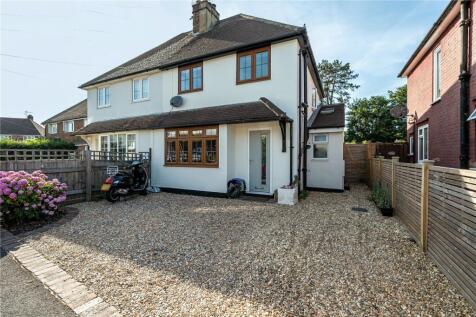 Coleson Hill Road, Wrecclesham, Farnham, Surrey, GU10