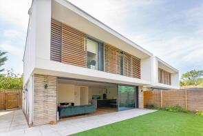 2, Mortimer Mews, London SE22 0EF