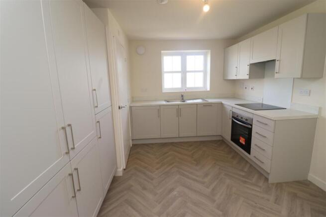 2 bed House for sale Image 6