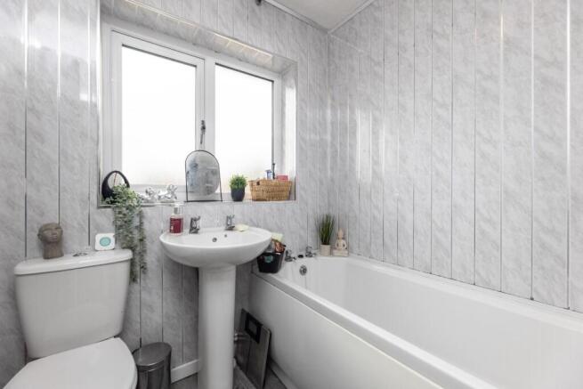 2 bed Semi-Detached for sale Image 10