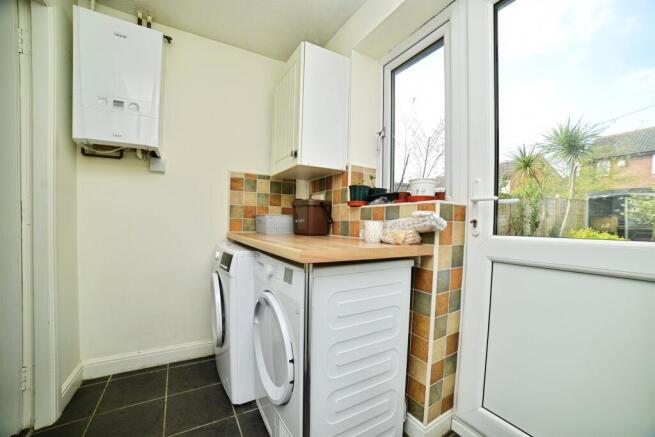 3 bed Detached for sale Image 5
