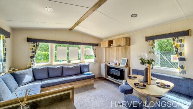 Lounge and dining area in the ABI Arizona Premier