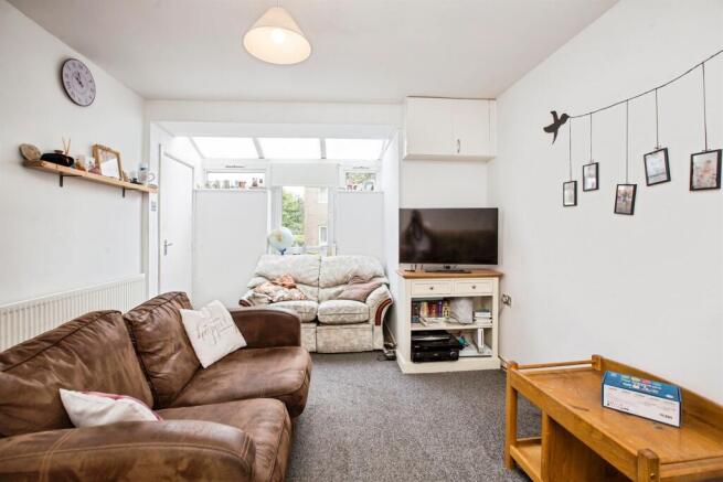 5 bed Terraced for sale Image 11