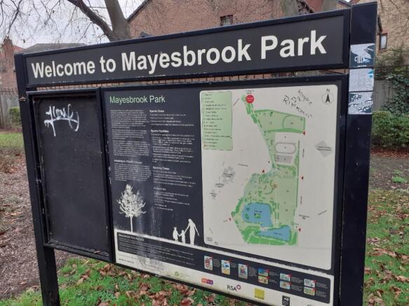 Mayesbrook Park