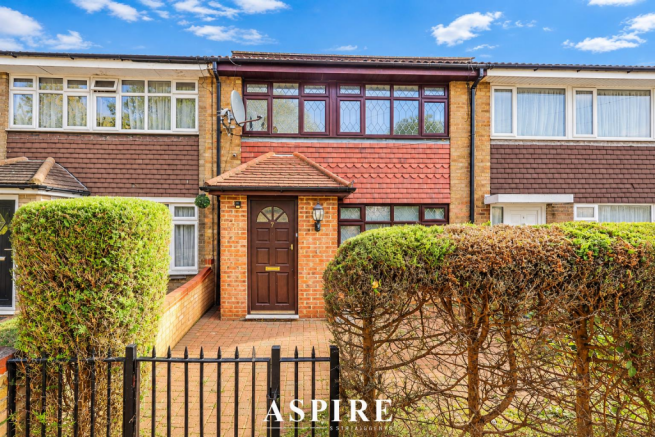Classic Terraced House with ASPIRE Branding.png