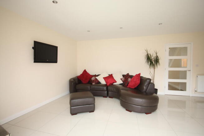pic from no 1 sold