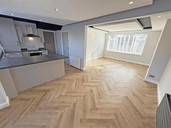 Kitchen A2.jpg
