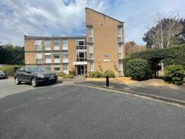 21, Lingfield Close, Enfield EN1 2JL
