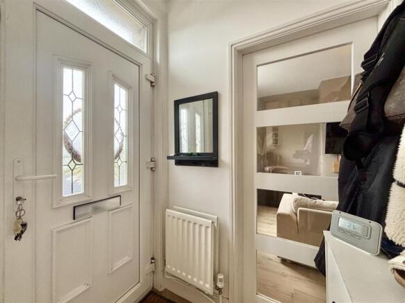 2 bed Terraced for sale Image 5
