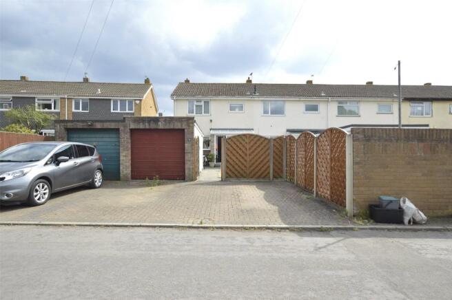 Garage & Parking