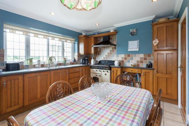 BREAKFAST KITCHEN