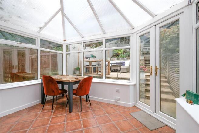 2 bed Terraced for sale Image 5