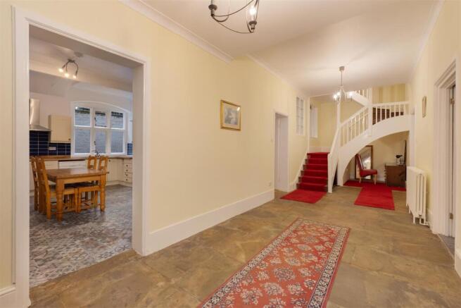 New Dover Road, Canterbury