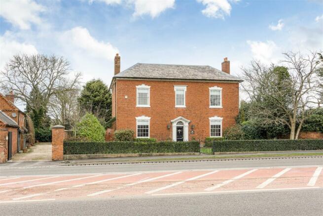Witherley Lodge, 12 Watling Street, Witherley