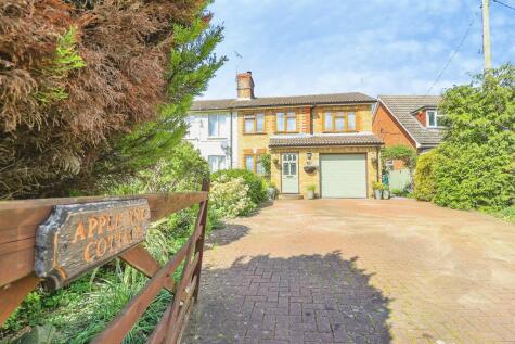 Fenny Road, Stoke Hammond, MILTON KEYNES