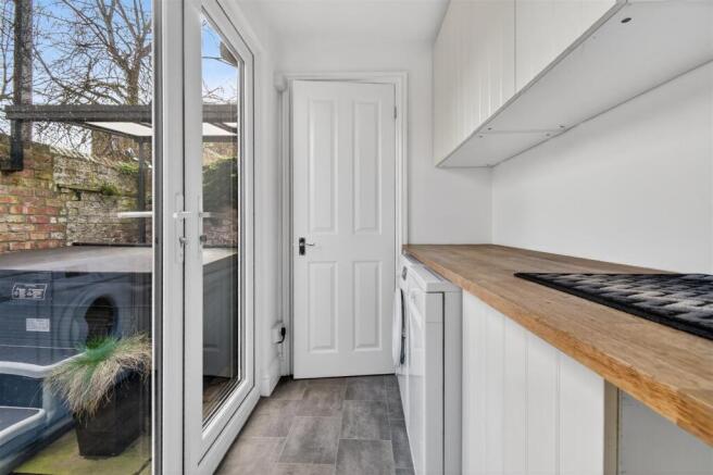 2 bed Terraced for sale Image 4