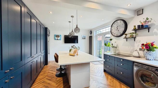 2 bed Detached for sale Image 5