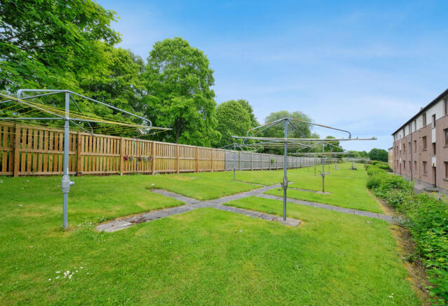 Communal garden to the rear