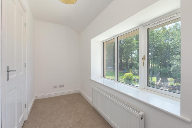 2 bed Cottage for sale Image 11
