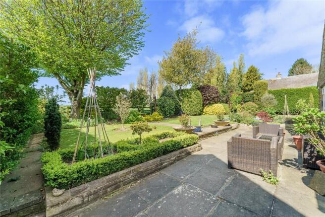 3 bed Bungalow for sale Image 4
