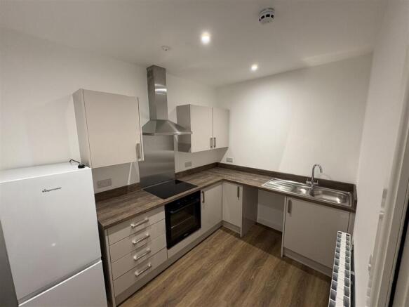 27 bed Block of Apartments for sale Image 9