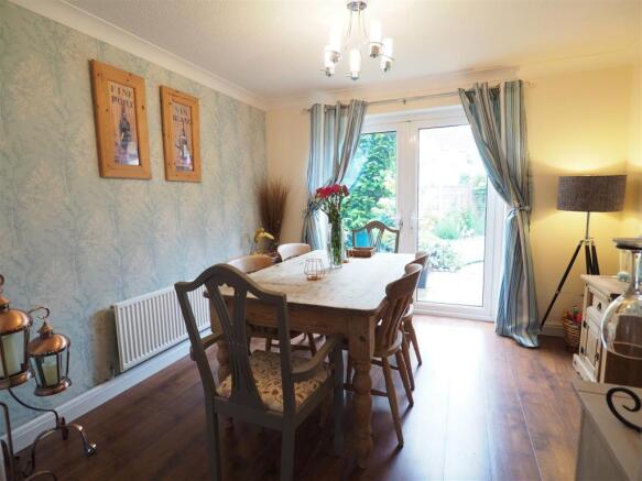 Dining Room 770