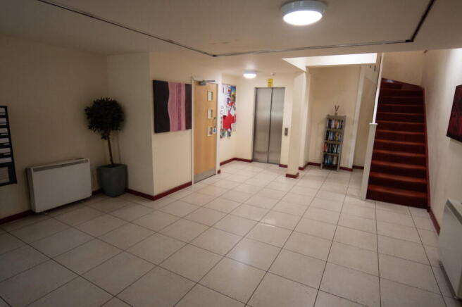 1 bed Flat for sale Image 10