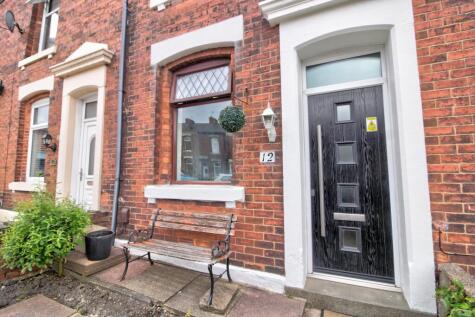 Kings Bridge Street, Blackburn, BB2