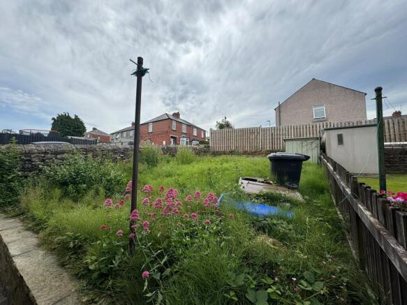 2 bed Semi-Detached for sale Image 9