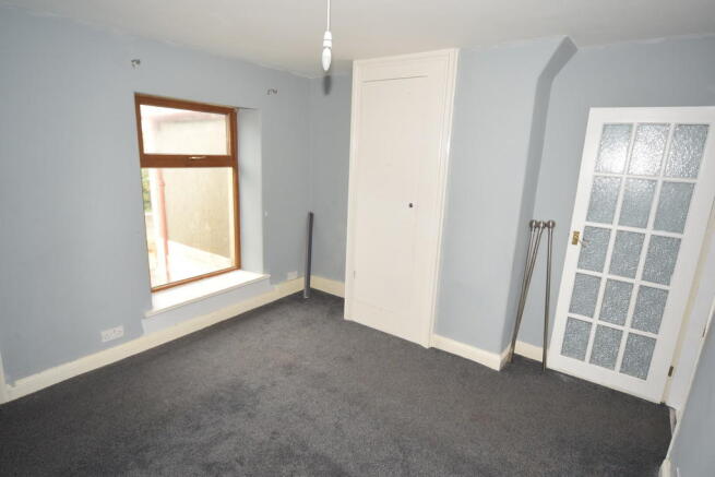 BEDROOM  2