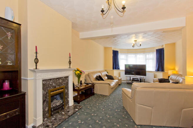Through Lounge