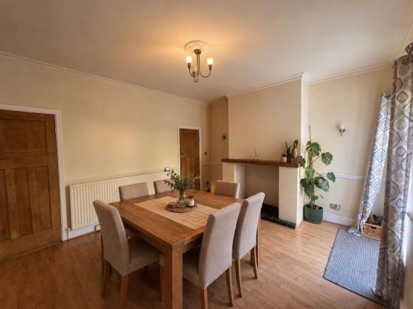 Dining Room (AI Improved)