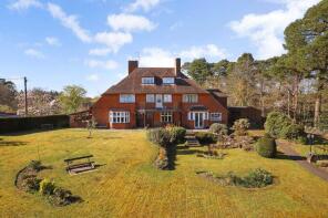 73 High Wray, Lodge Hill Road, Lower Bourne, Farnham GU10 3RB