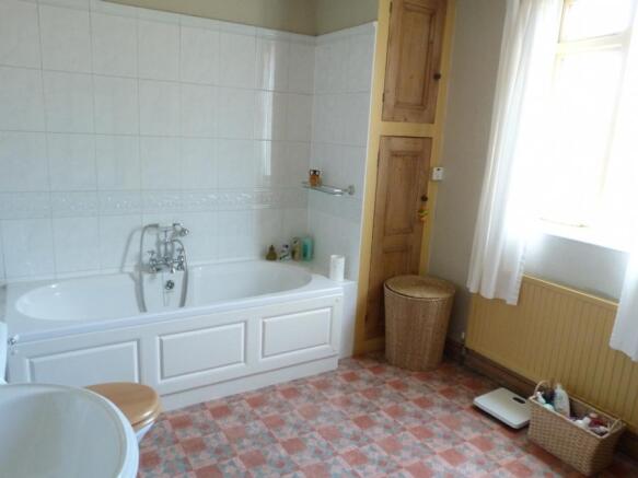 Photo 10