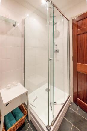 En Suite Shower Room 1