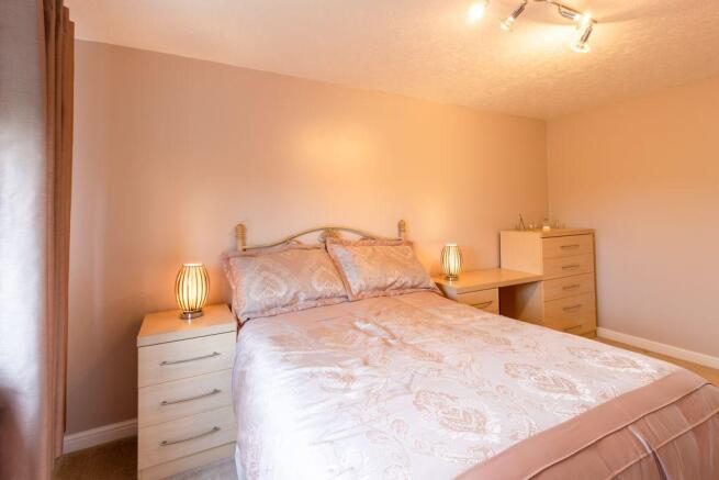 Bedroom 2 (Double)