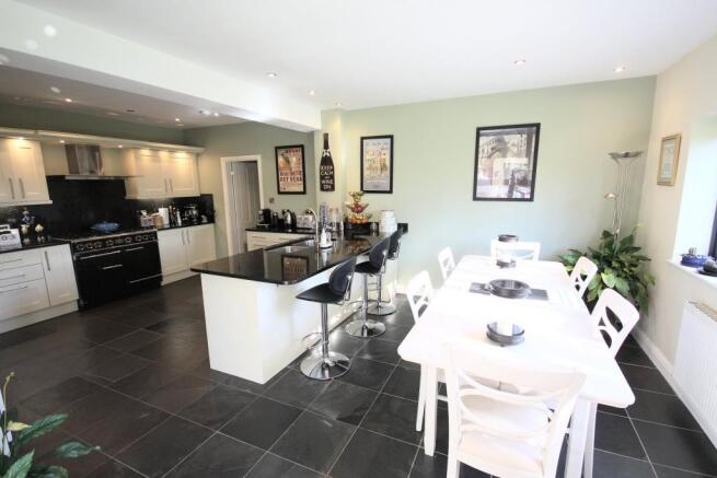 Dining Kitchen