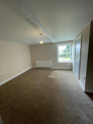 4 bed Detached to rent Image 7
