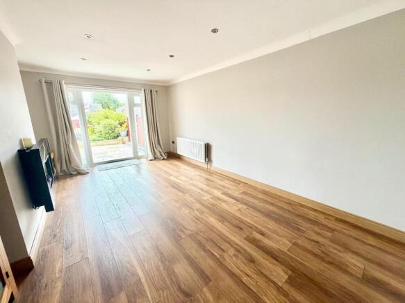 2 bed Semi-Detached Bungalow for sale Image 6