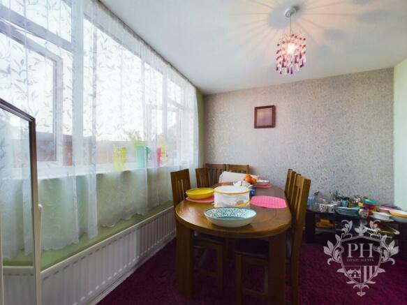 CAM01415G0-PR0146-STILL004.jpg
