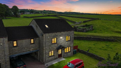 Alton Croft, Clayton, Bradford, BD14 6NY